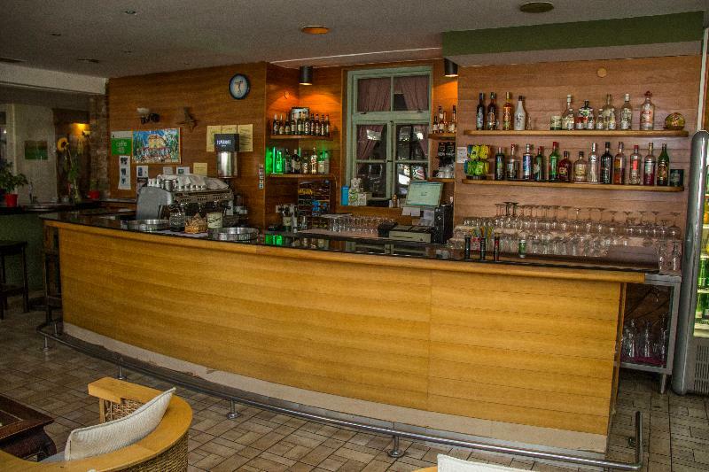 Hotel Risnjak デルニツェ エクステリア 写真